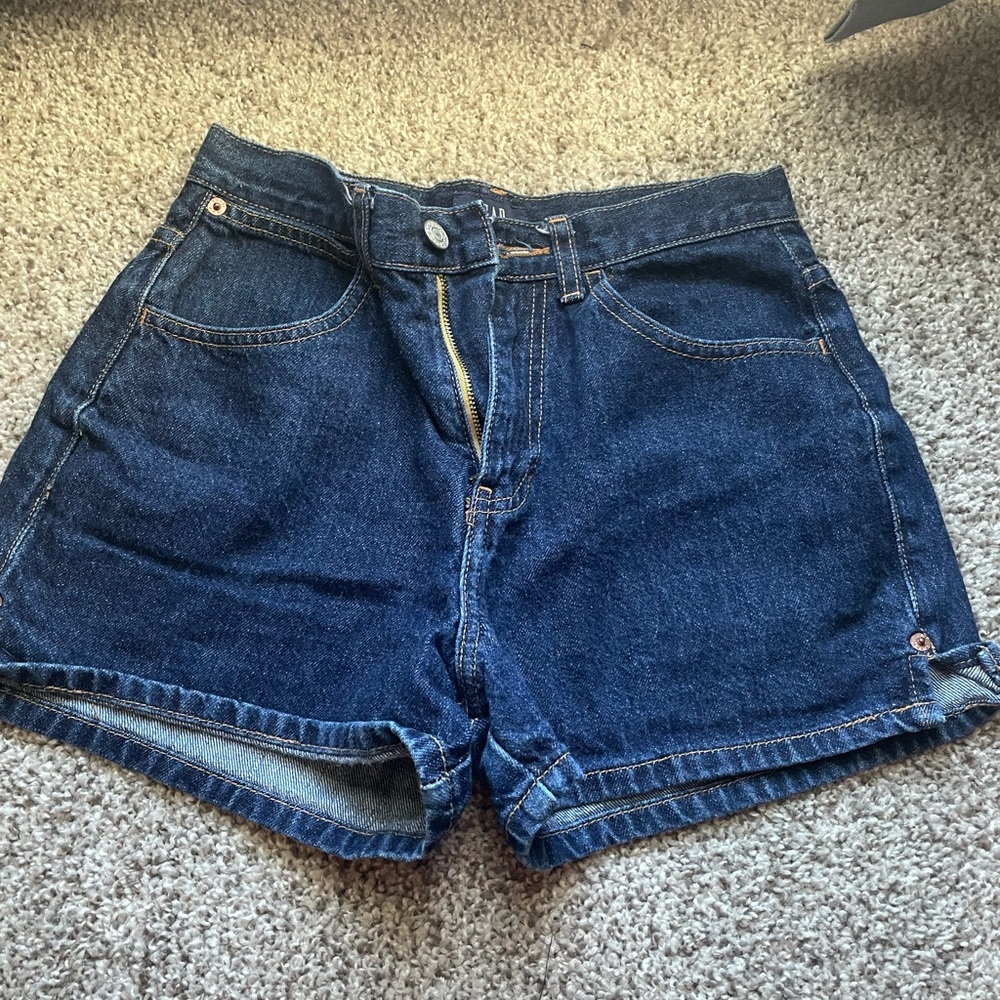 GAP high raise Jean shorts